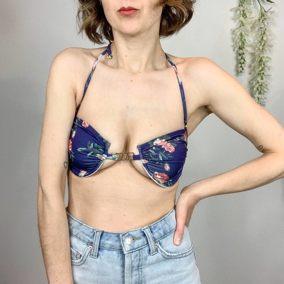 WILDFOX Gypsy bikini top purple floral gold WF hardware halter - Picture 8 of 9
